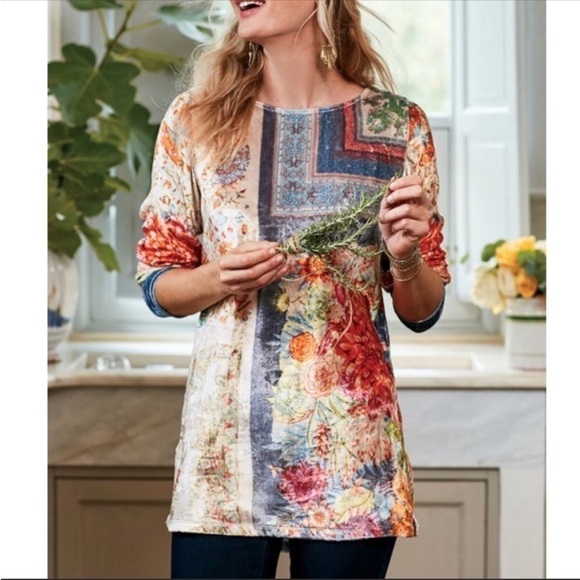 Soft Surroundings Tops - Soft Surroundings Velvet Floral Ashbury Tunic Top